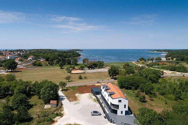 Seaview Apartment Funtana Exterior photo